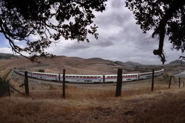 Amtrak Turns Horse Shoe Bend (LE)